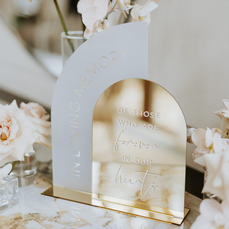 Table Number Gold - In Liefdevolle Herinnering Teken, Gouden Spiegel