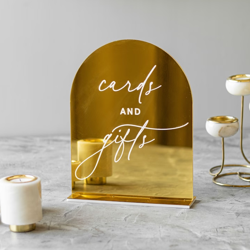 Table Number Gold - Set Van 4 Bruiloftstekens, In Liefdevolle