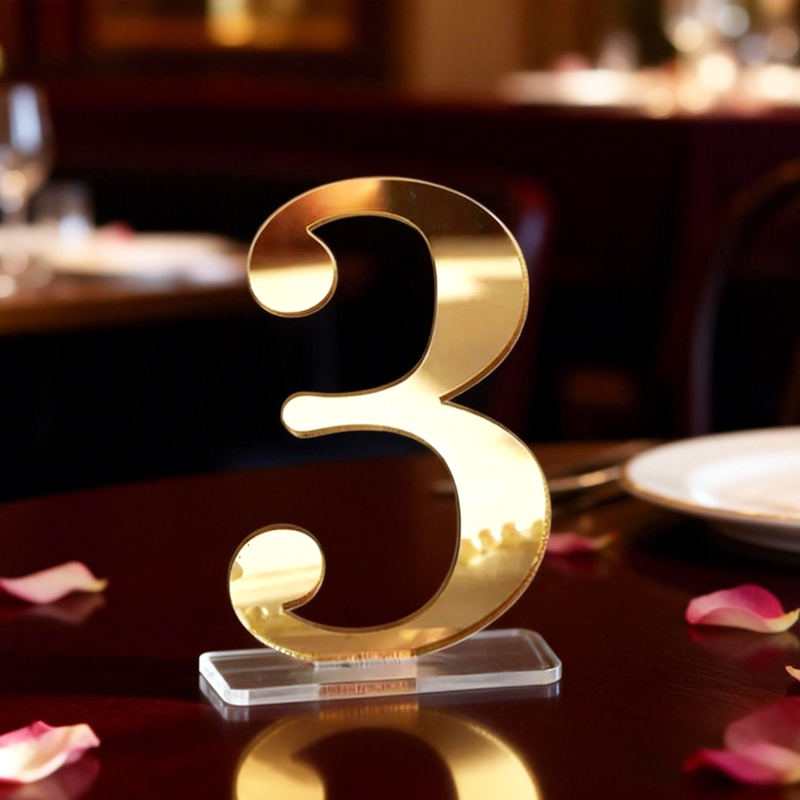Nummers voor trouwtafels met h - Table Number Gold recensie en prijs