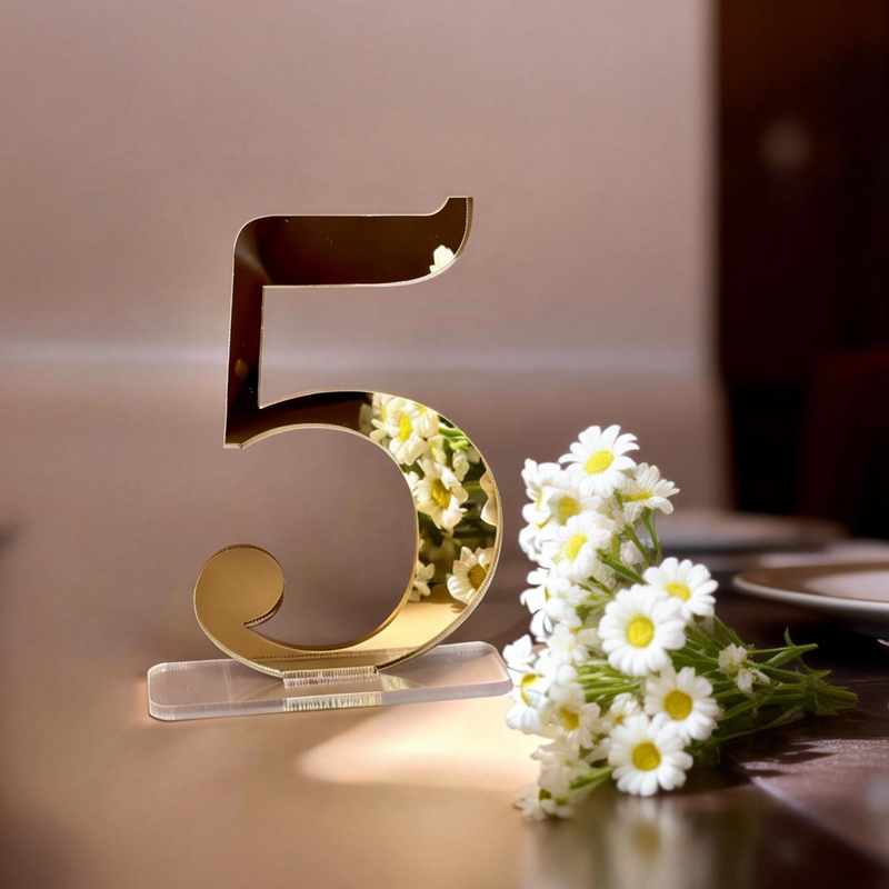Nummers voor trouwtafels met h - Table Number Gold recensie en prijs