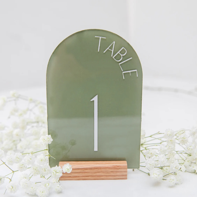 Gepersonaliseerde Painted Teru - Table Number Gold recensie en prijs