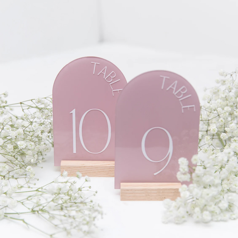 Gepersonaliseerde Painted Teru - Table Number Gold recensie en prijs